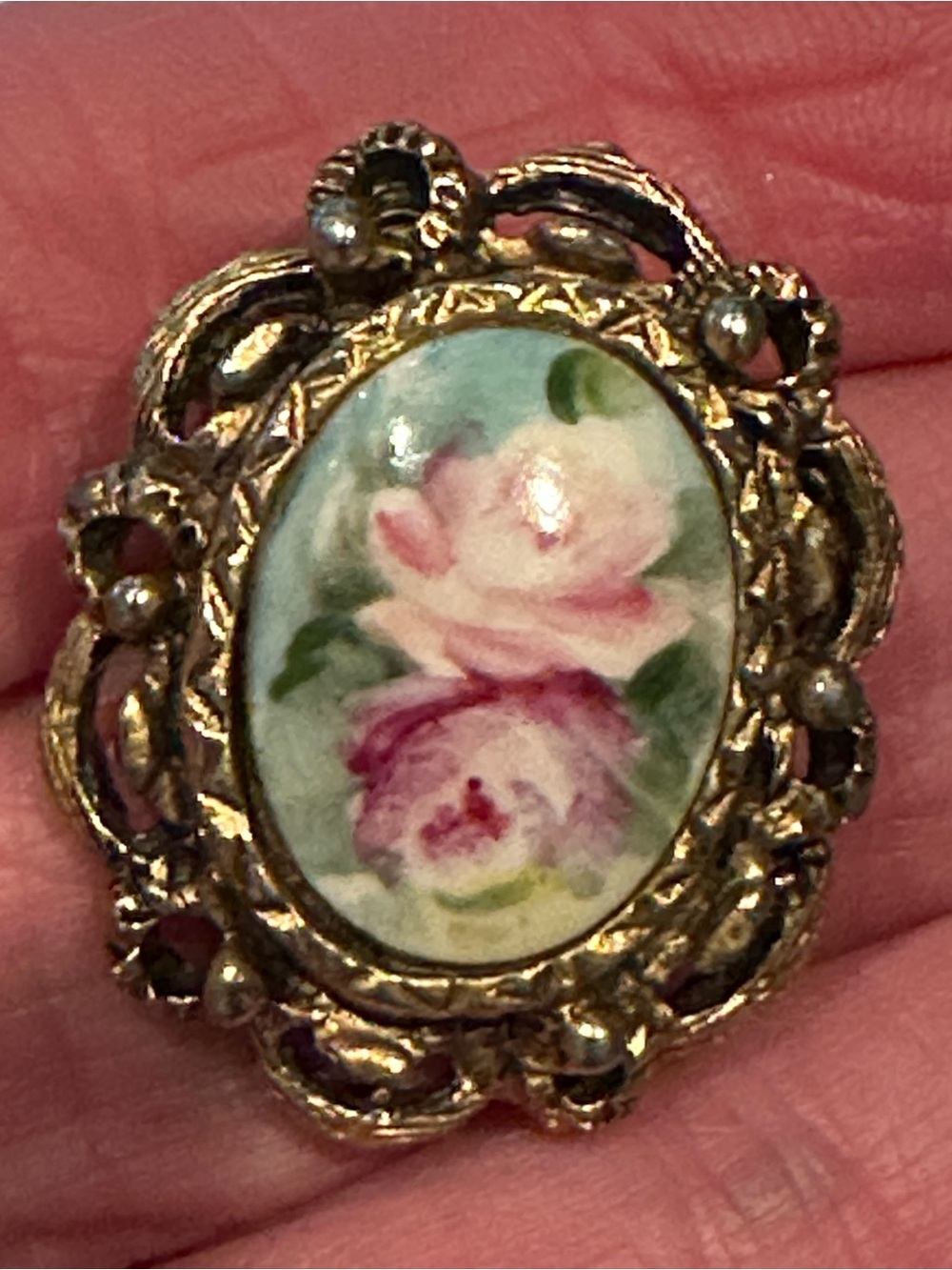 Vintage Cameo Hand Painted Floral Pin